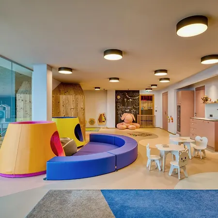 Falkensteiner Family Montafon - The Leading Of The World 5*