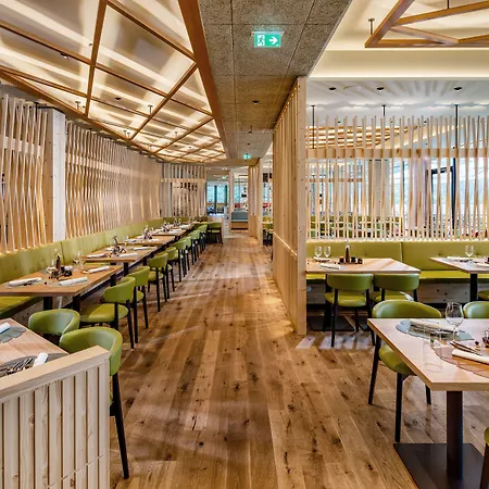 Falkensteiner Family Montafon - The Leading Of The World Hotel Schruns