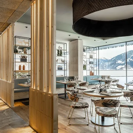 Falkensteiner Family Montafon - The Leading Of The World Tschagguns