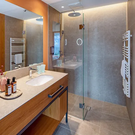 Falkensteiner Family Montafon - The Leading Of The World