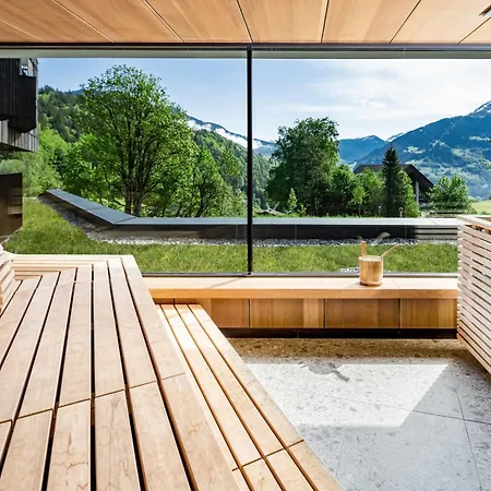 Falkensteiner Family Montafon - The Leading Of The World טשאגונס