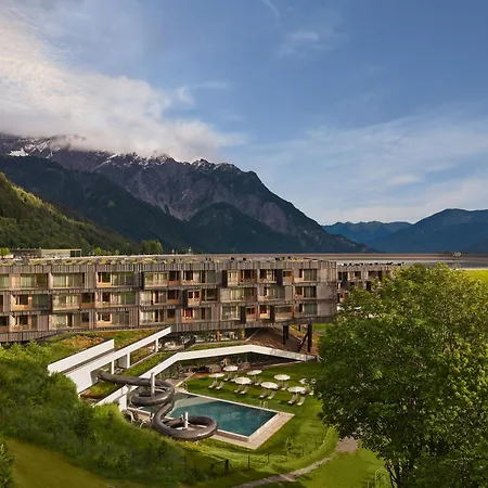 Hotell Falkensteiner Family Montafon - The Leading Of The World Tschagguns
