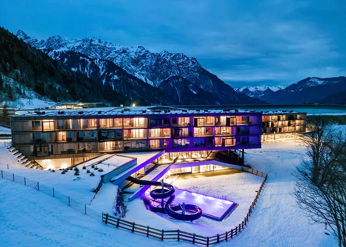 Hotel Falkensteiner Family Montafon - The Leading Of The World Tschagguns